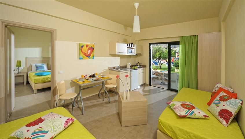 Kristalli Hotel Apartments Malia Eksteriør billede