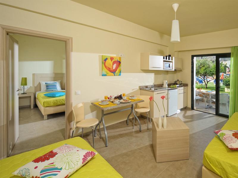 Kristalli Hotel Apartments Malia Eksteriør billede