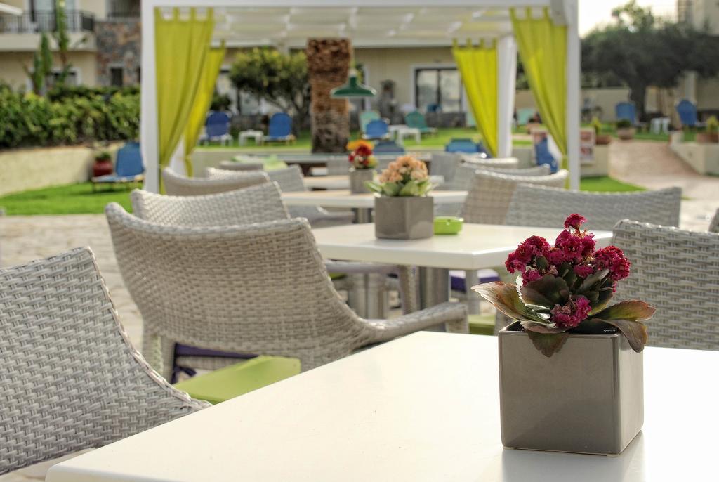 Kristalli Hotel Apartments Malia Eksteriør billede