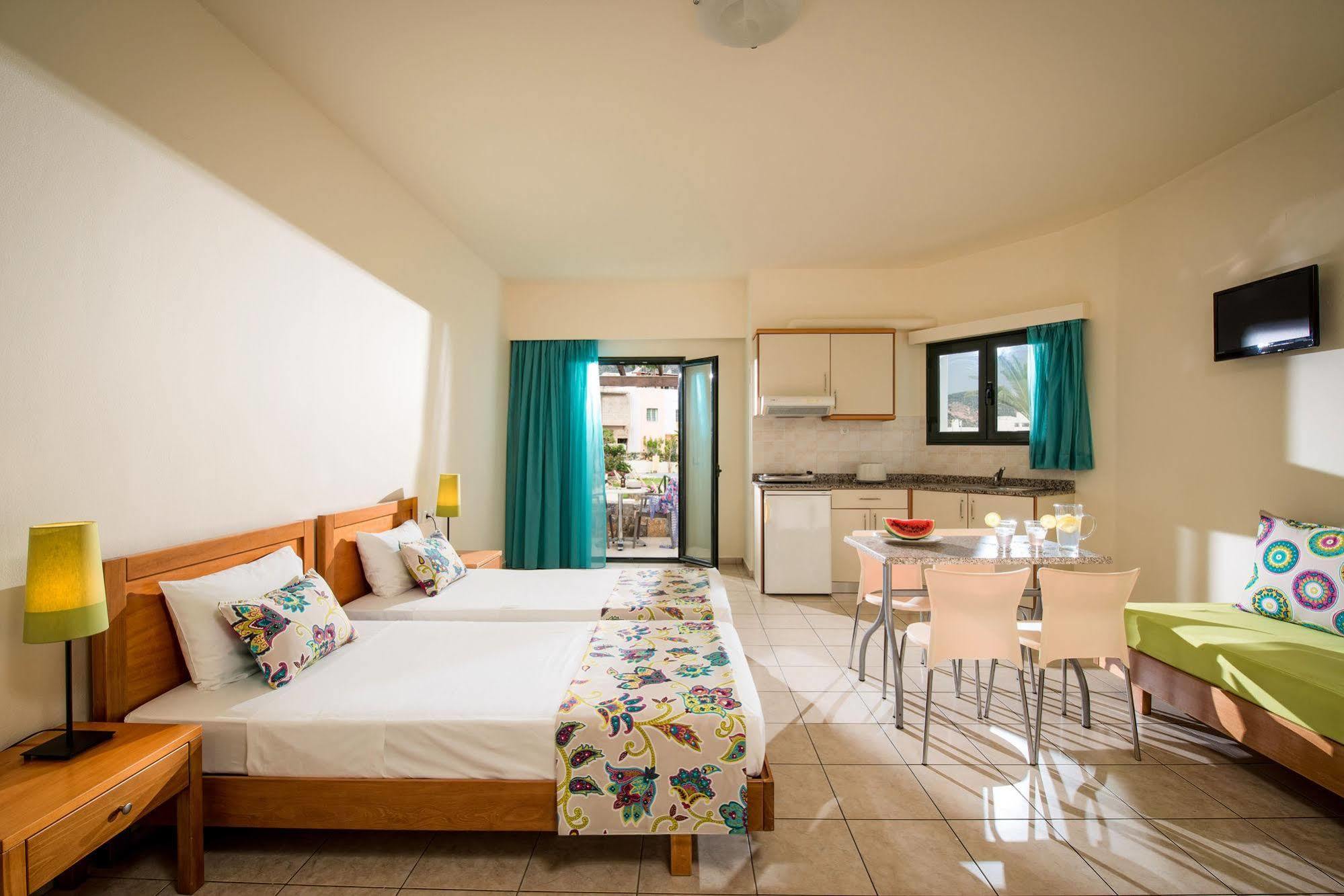 Kristalli Hotel Apartments Malia Eksteriør billede