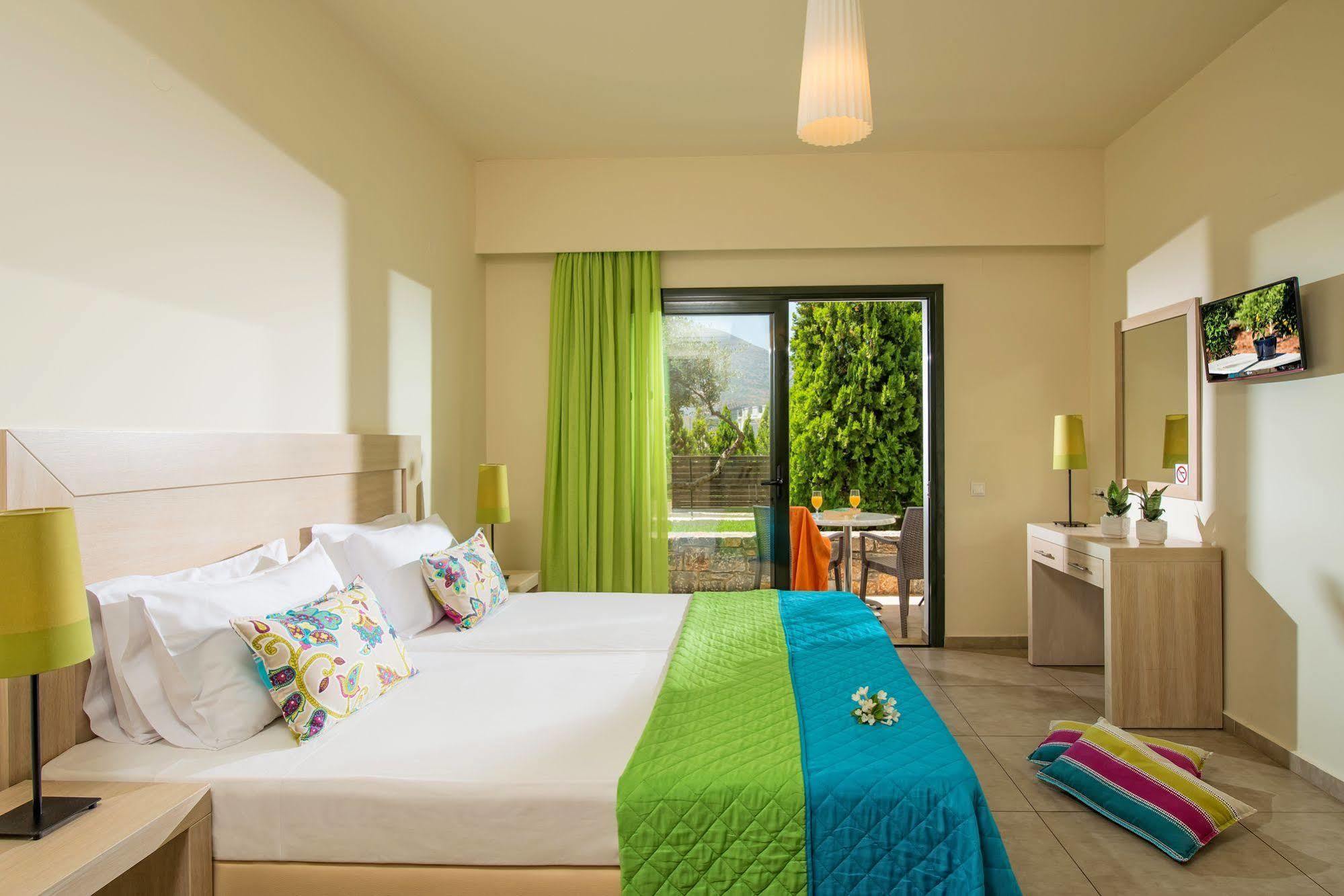 Kristalli Hotel Apartments Malia Eksteriør billede