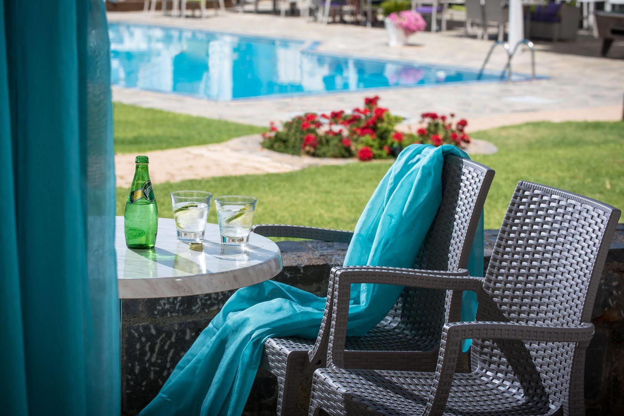 Kristalli Hotel Apartments Malia Eksteriør billede
