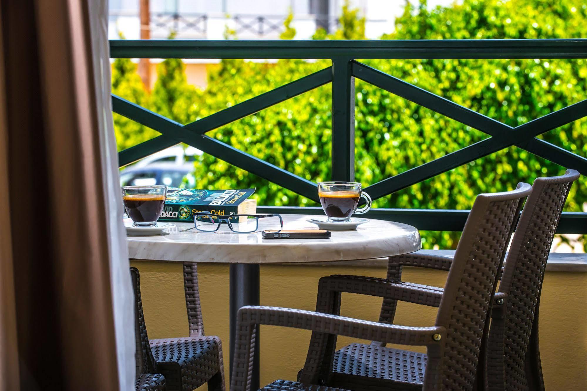 Kristalli Hotel Apartments Malia Eksteriør billede